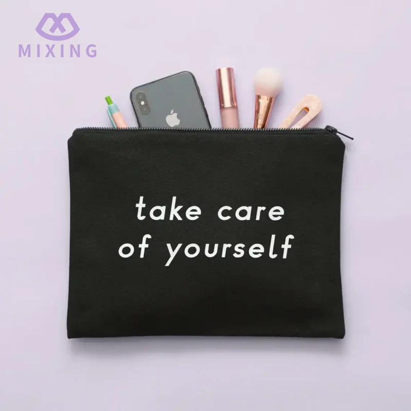 Sort kosmetikpose i bomuld